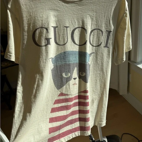 Gucci Cream Cat Print Tee Authentic - Picture 3 of 8